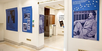 Şarkılarla, şiirlerle Nâzım Hikmet