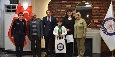 Şehit kızı polis teşkilatına gurur yaşattı
