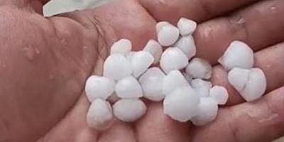 Silivri'de dolu yağışı etkili oldu