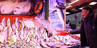 Soğuk havalar, balık tezgahlarını da vurdu