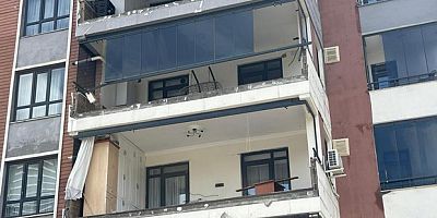 'Süper hücre' balkon duvarlarını yıktı, camları patlattı