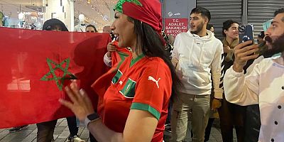 Taksim'de Faslılar'ın coşkusu