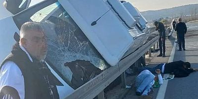 Taraftar otobüsü kaza yaptı: 1 ölü