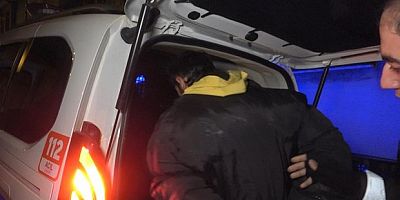 Tarihi Yeşil Camisi'nde suçüstü yakalandılar