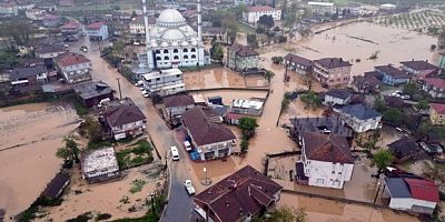 Tarım arazileri, ev ve iş yerleri sular altında kaldı