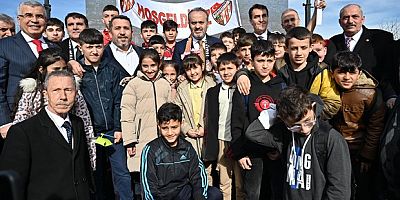 Teoman Özalp Parkı, yenilenen yüzüyle hizmette