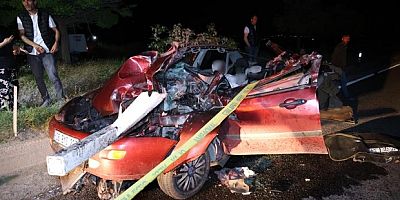 Tırın tamponu otomobile ok gibi saplandı: 1 ölü