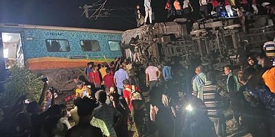 Tren kazası: 50 ölü, 350 yaralı