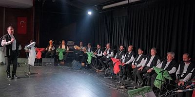 Üç Aylar Konseri Gönülleri Mest Etti