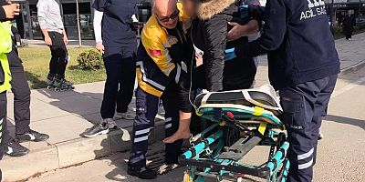 Yaya geçidinde 2 kadına otomobil çarptı