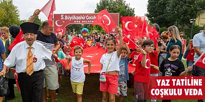 Yaz tatiline coşkulu veda