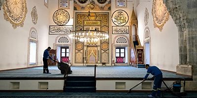 Yıldırım'da camilere bayram temizliği