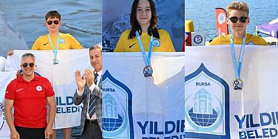 Yıldırımlı yüzücülere milli gurur