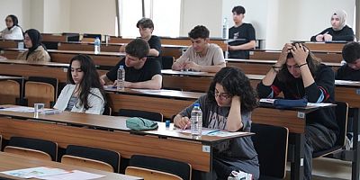 YKS provasında ter döktüler