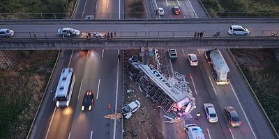 Yüklü tır ile otomobil çarpıştı: 6 yaralı