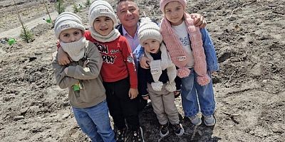 'Yüz Çocuk Bin Fidan'