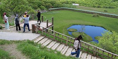 Yüzen Adalar'a bayramda ziyaretçi akını