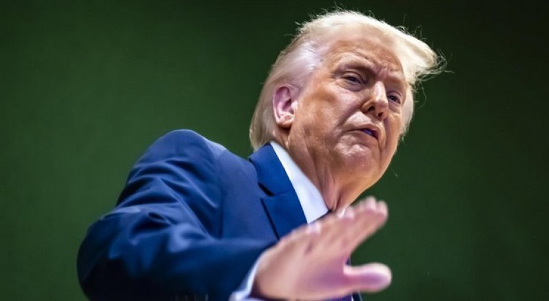 Trump'tan Kanada'ya tehdit