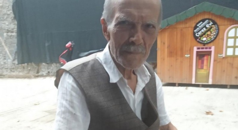 Yangında yaşlı adam hayatını kaybetti