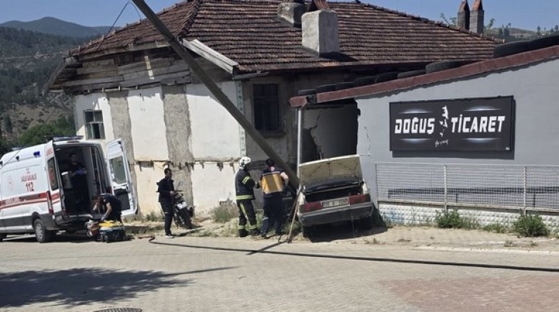 Yaşlı karı koca hayatını kaybetti