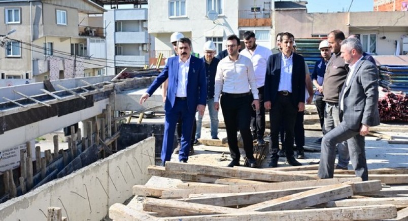 Yavuzselim pazar alanında yol yarılandı