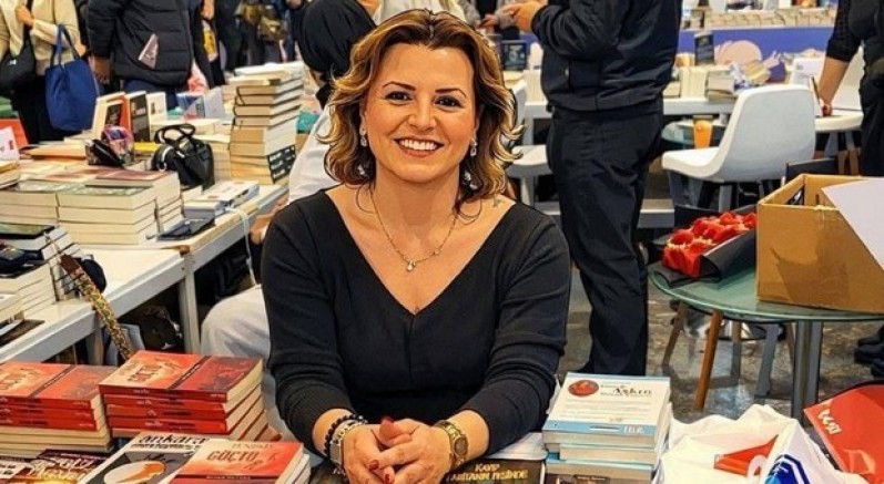 Yazar Ayten Öztürk bıçaklanarak öldürüldü