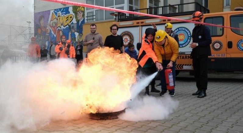 Yıldırım Belediyesi'nden nefes kesen tatbikat