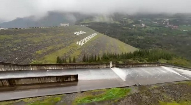 Yuvacık Barajı doldu, kapaklar açıldı