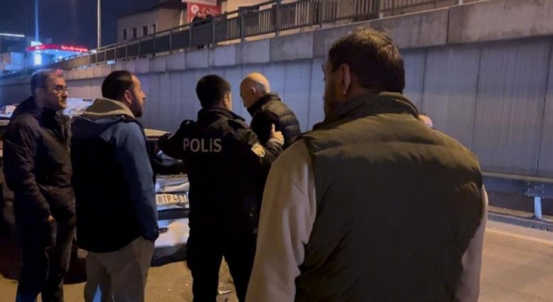 Zincirleme trafik kazası sonrası kavga