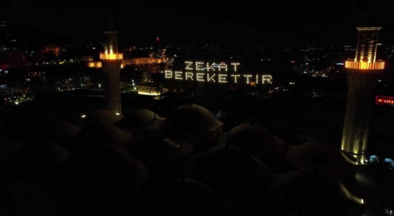 Zirveden Ulucami'ye bakınca