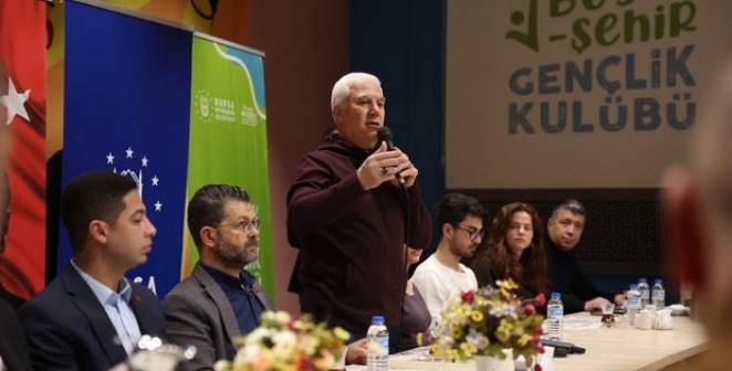 Gençlerin her birine güveniyoruz