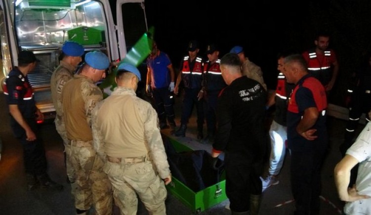 11 kişi hayatını kaybetti, 20 kişi de yaralandı.