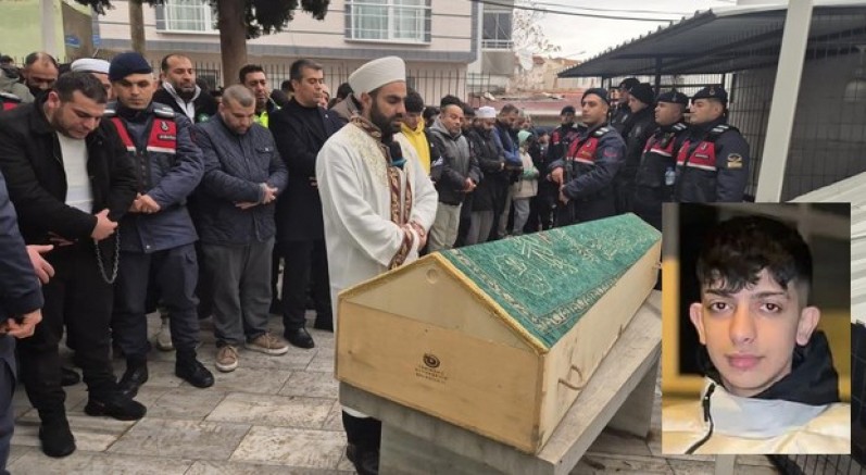 16 yaşındaki çocuk defnedildi