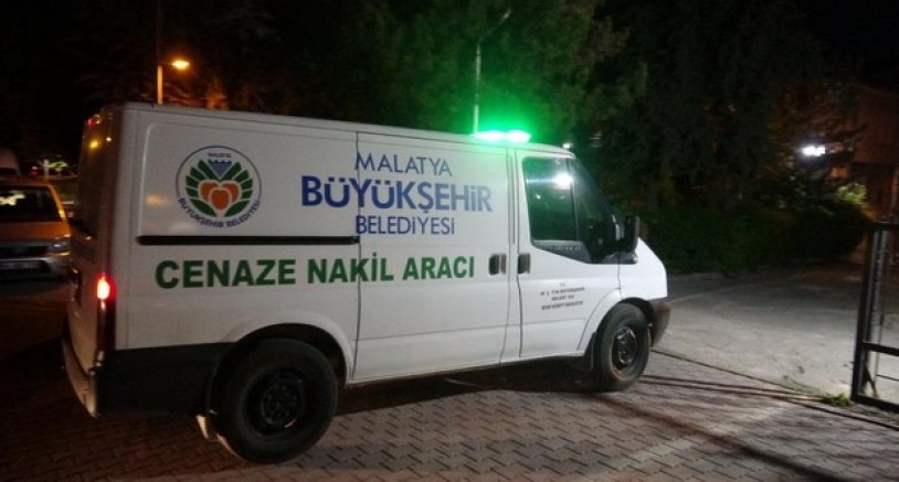 19 yaşındaki genç evinde ölü bulundu