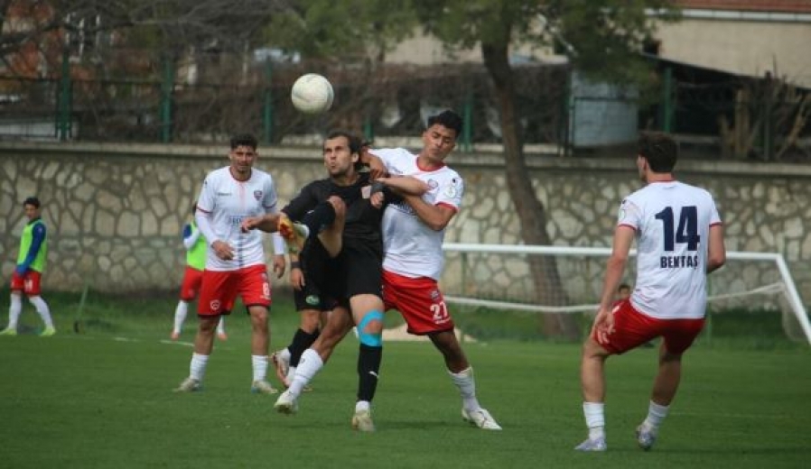 1923 Mustafakemalpaşaspor beraberliğe razı oldu