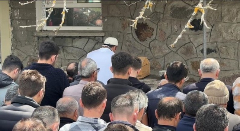 2 aylık Ela bebek son yolculuğuna uğurlandı