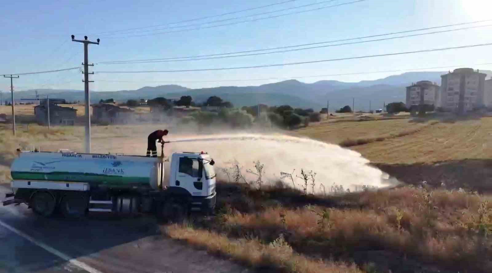 Emet’te arazi yangını korkuttu