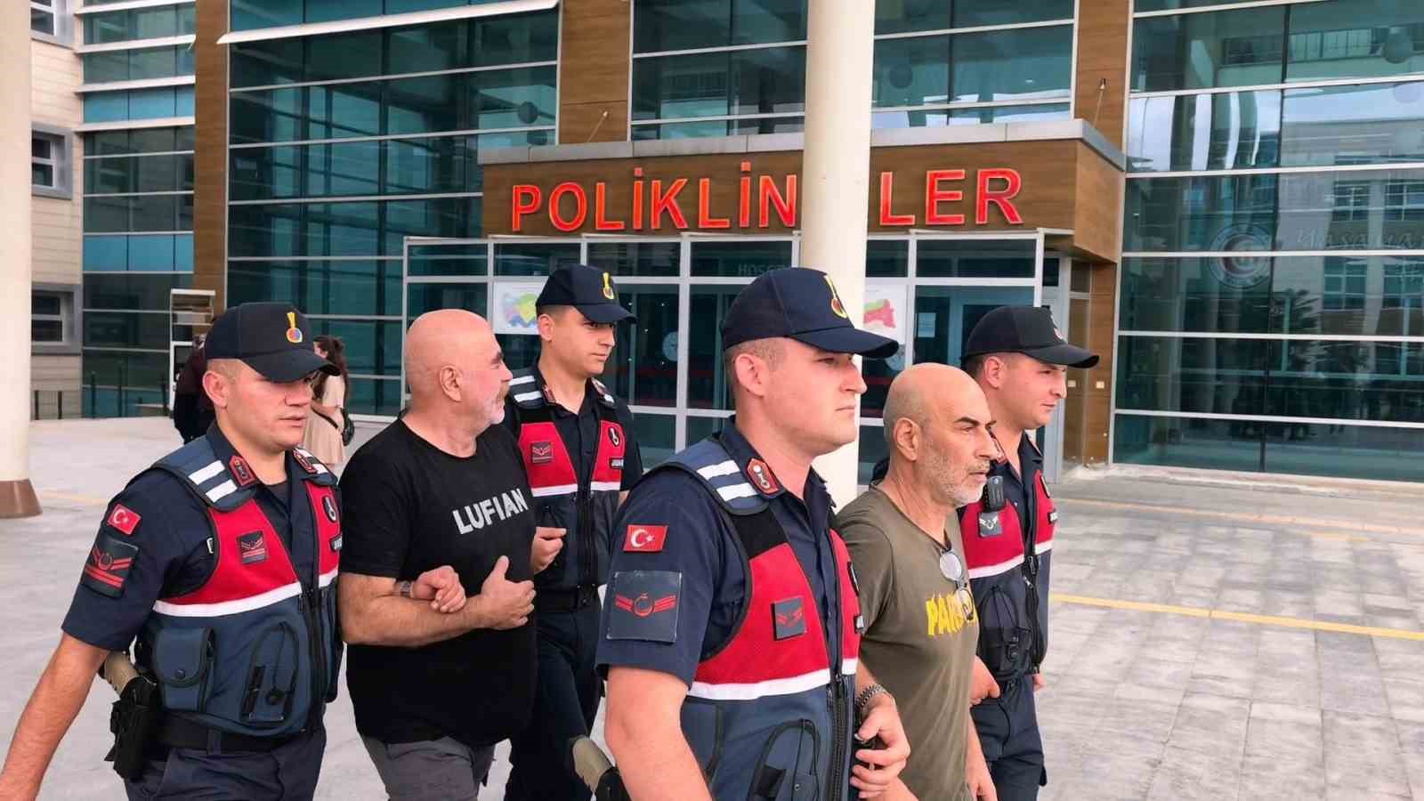 Ezel Akay’a adli kontrol şartı, kardeşi tutuklandı