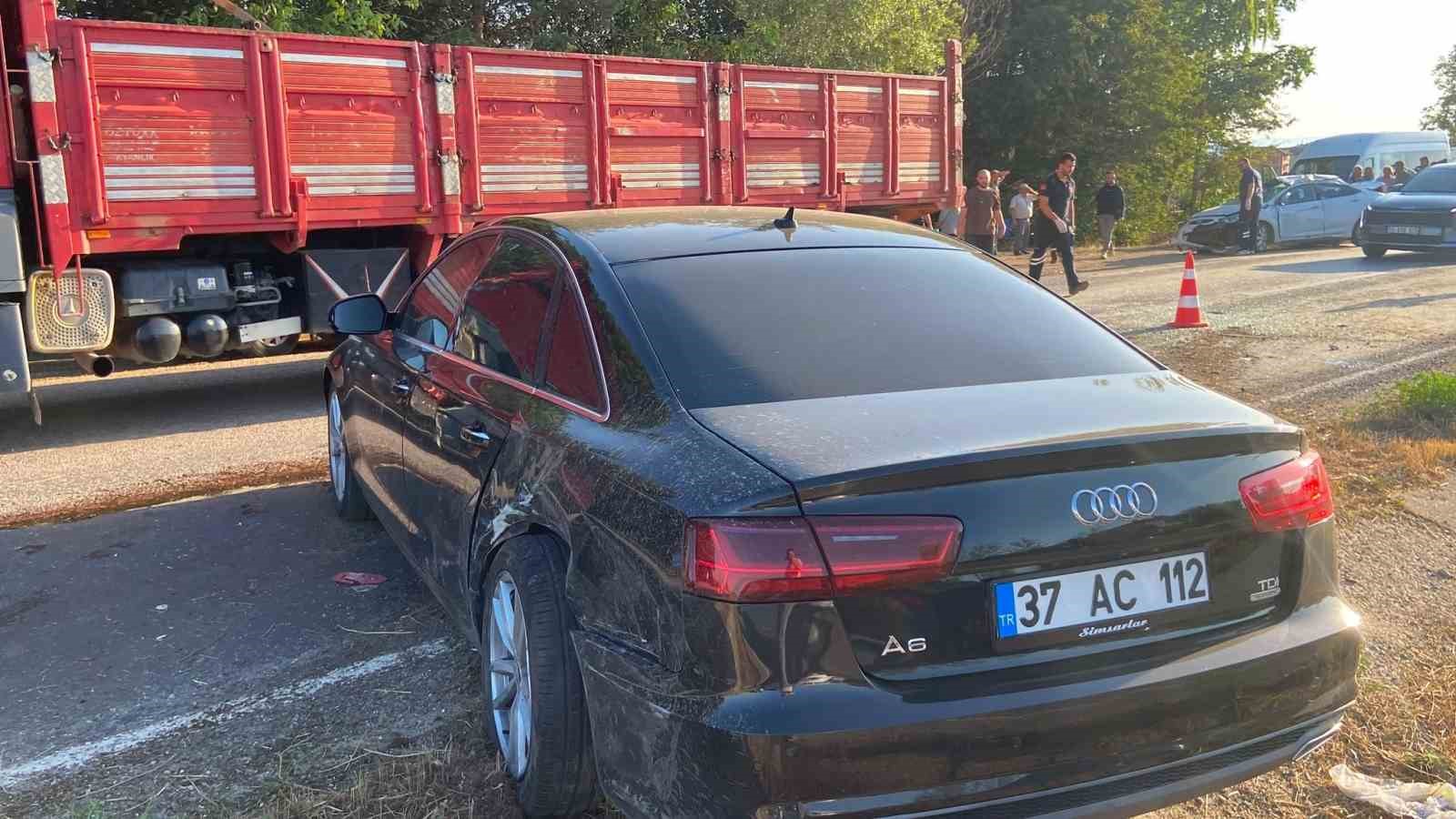 Kastamonu’da iki otomobil çarpıştı: 2 yaralı