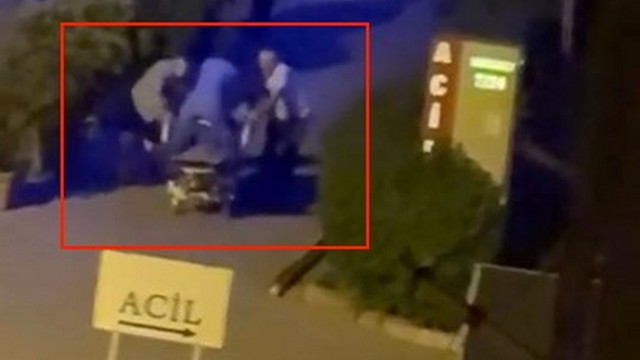 Kadın doktordan sedye üzerinde hayat kurtaran müdahale