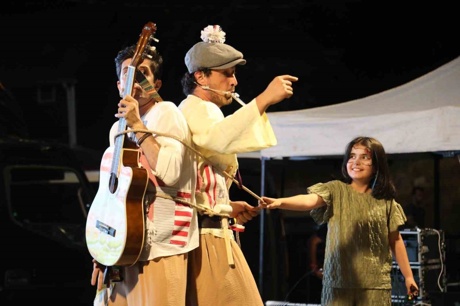 Büyükorhan’da şenlik coşkusu