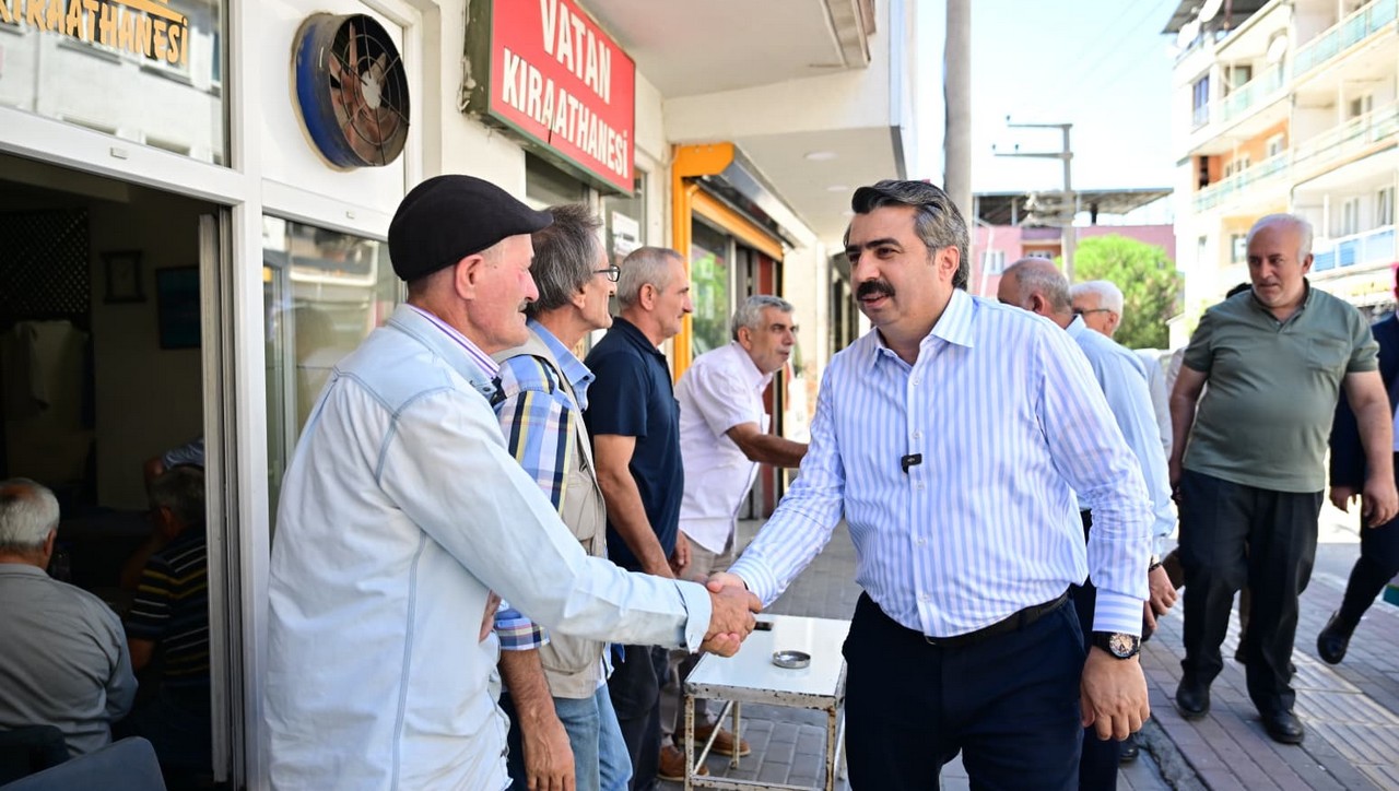 Başkan Oktay Yılmaz, Çiçek Caddesi esnafıyla buluştu