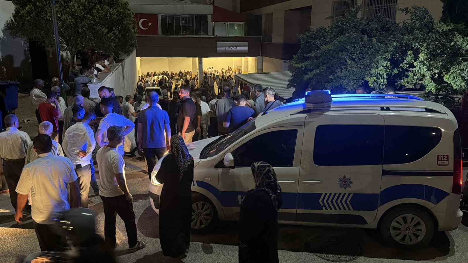 Komşusuna av tüfeğiyle ateş açtı: 1 ölü, 1 yaralı
