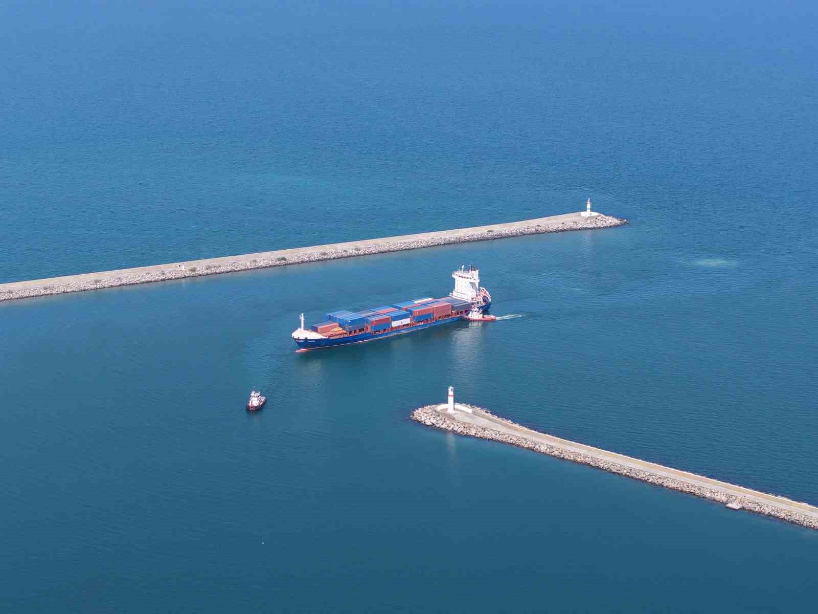 Dronla vurulan Türk gemisi Samsun’da