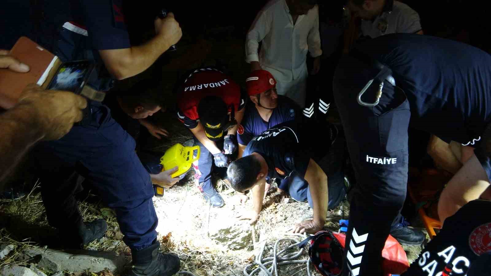 Kuyuya düşen çocuğa nefes kesen kurtarma operasyonu
