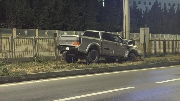 Arazi aracı PTS direğine çarptı: 1 yaralı
