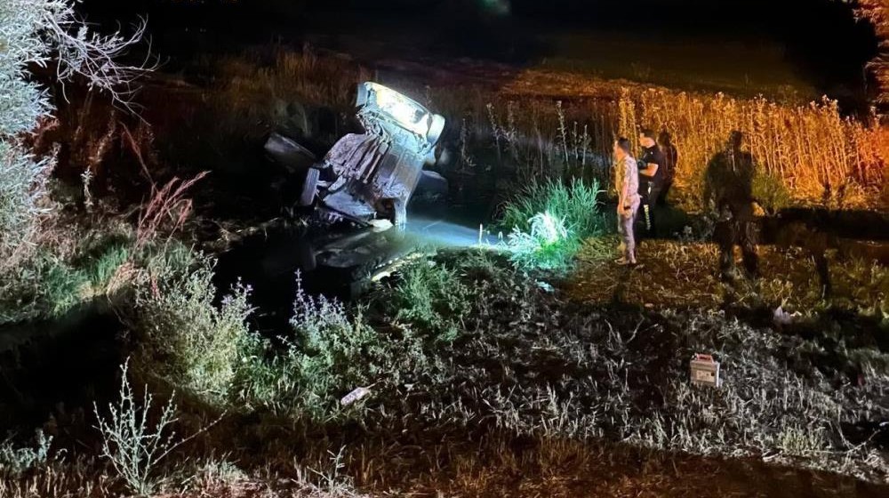Otomobil su kanalına uçtu: 1 ölü, 3 yaralı