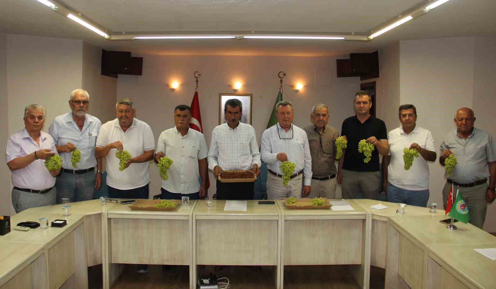 Kuru üzüm üreticisinden taban fiyat çağrısı