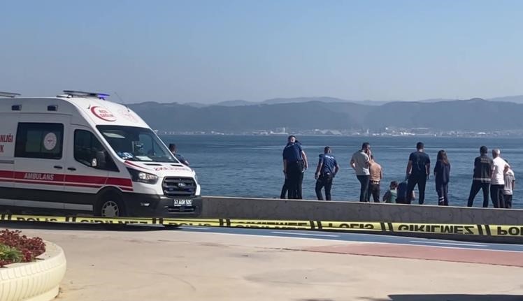 Denizde bulunan 3 cesedin kimliği belli oldu