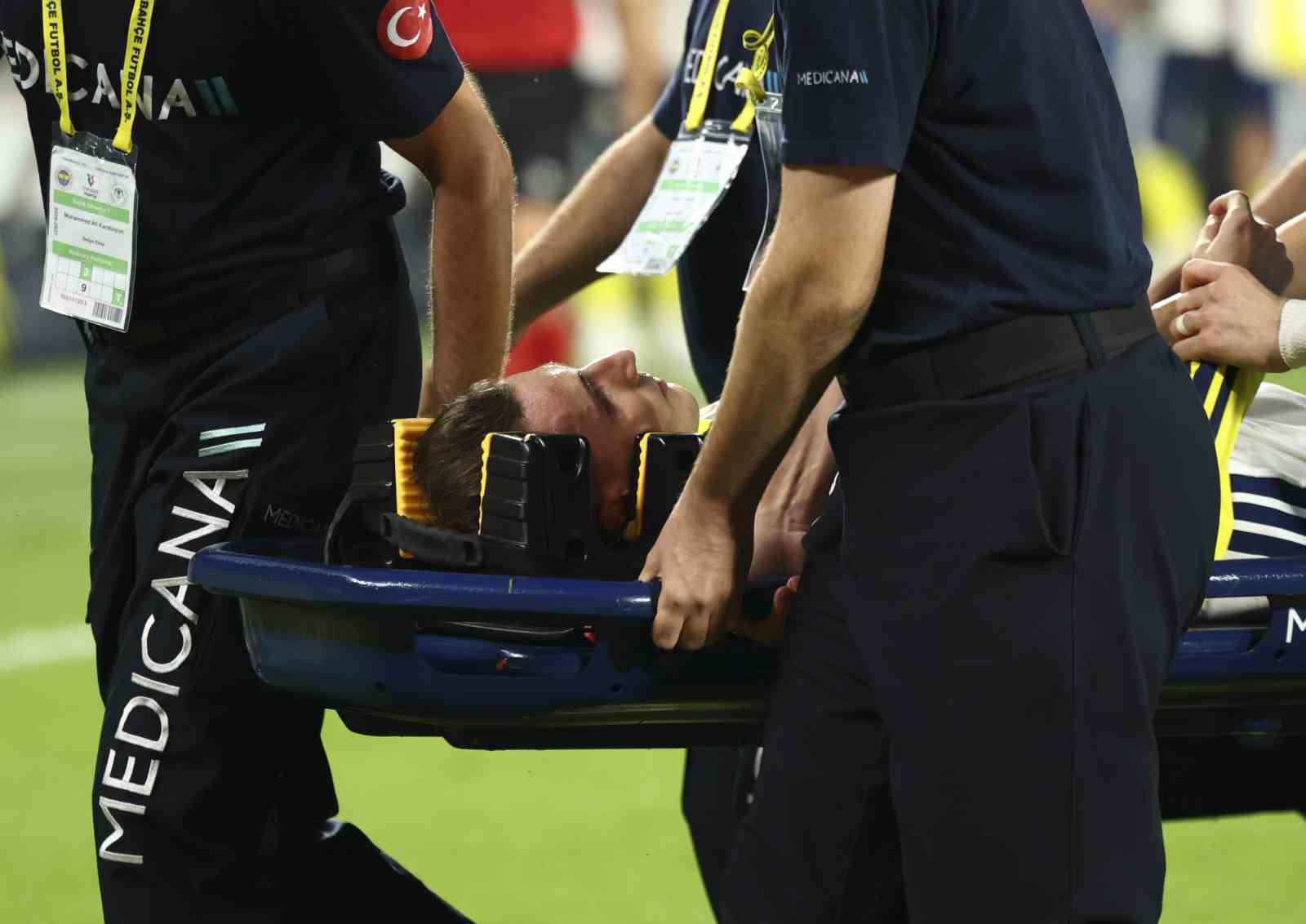 Kerem Aktürkoğlu, kafa travması geçirdi